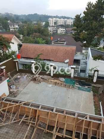 Rumah Terawat kawasan Dago, Bandung, LT 554m² LB 360m² HARGA MENARIK! Rumah Terawat kawasan Dago, Bandung, LT 554m² LB 360m² HARGA MENARIK!