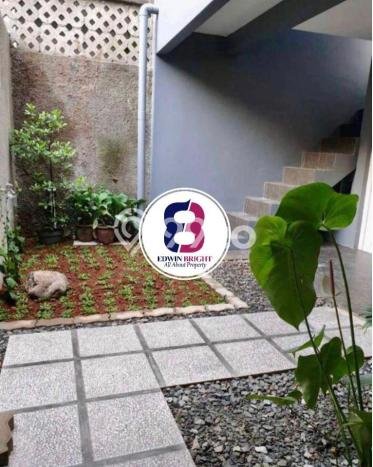 Jual Rumah Bagus Siap Huni LB 160m2 di Ciputat Timur, Tangerang Selatan Jual Rumah Bagus Siap Huni LB 160m2 di Ciputat Timur, Tangerang Selatan
