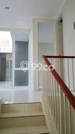 Hunian Mewah LB 156m2 Siap Huni Desain Elegan di Bintaro, Tangerang Selatan Hunian Mewah LB 156m2 Siap Huni Desain Elegan di Bintaro, Tangerang Selatan