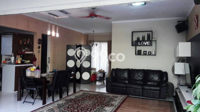 Jual Rumah Mewah Elegan Dengan View Eksklusif di Bintaro, Tangerang Selatan Jual Rumah Mewah Elegan Dengan View Eksklusif di Bintaro, Tangerang Selatan