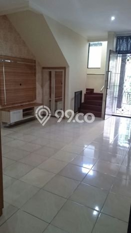Rumah Luas Asri 3 KT Siap Huni di Bintaro Tangerang Selatan Rumah Luas Asri 3 KT Siap Huni di Bintaro Tangerang Selatan