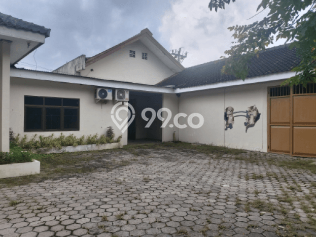 Disewakan Cepat Rumah Kondisi Baik di Area Slamet Riyadi, Solo Disewakan Cepat Rumah Kondisi Baik di Area Slamet Riyadi, Solo