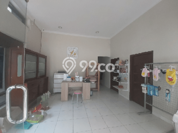 Disewakan Cepat Rumah Kondisi Baik di Area Slamet Riyadi, Solo Disewakan Cepat Rumah Kondisi Baik di Area Slamet Riyadi, Solo