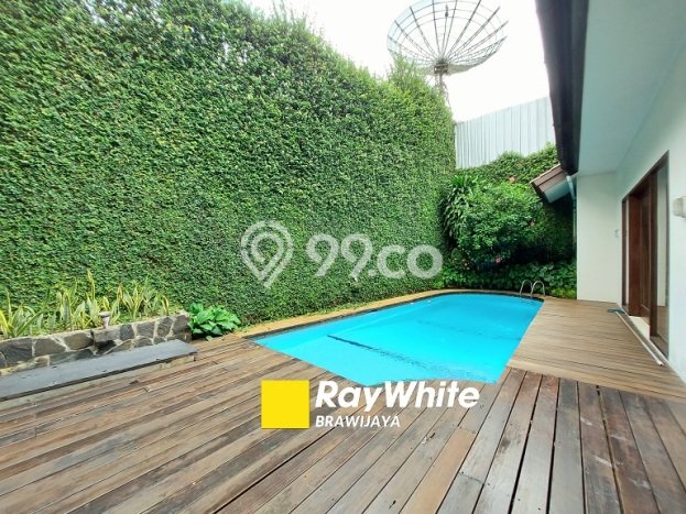 Rumah Disewakan Jakarta Selatan LT 500m2 LB 400m2 Kawasan Kemang Rumah Disewakan Jakarta Selatan LT 500m2 LB 400m2 Kawasan Kemang