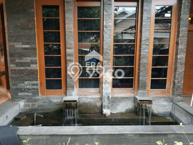 Rumah Mewah Siap Huni LT 500m2 di Arcamanik, Bandung Rumah Mewah Siap Huni LT 500m2 di Arcamanik, Bandung