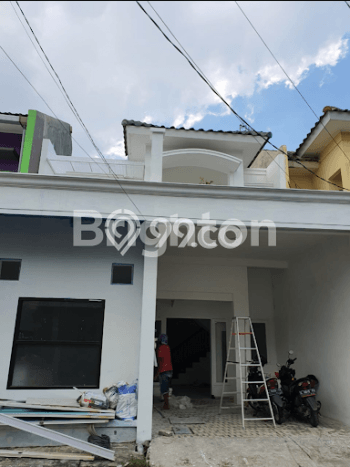 Rumah kawasan Rungkut, Surabaya, LT 84m² LB 160m² Rumah kawasan Rungkut, Surabaya, LT 84m² LB 160m²