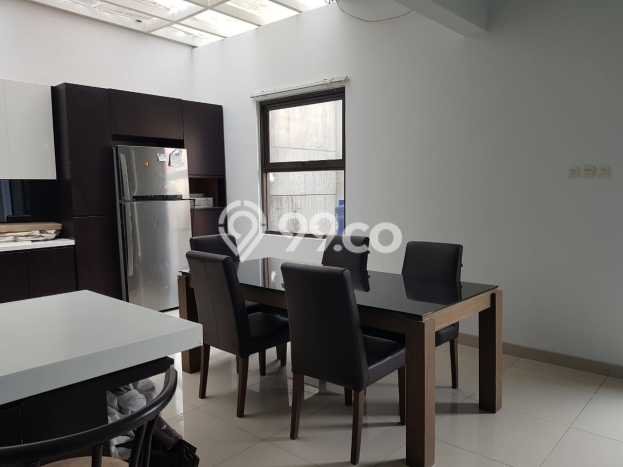 Rumah Luxury Modern Tanpa Renovasi di Setra Duta Bandung Rumah Luxury Modern Tanpa Renovasi di Setra Duta Bandung