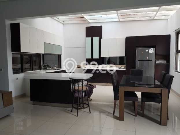 Rumah Luxury Modern Tanpa Renovasi di Setra Duta Bandung Rumah Luxury Modern Tanpa Renovasi di Setra Duta Bandung