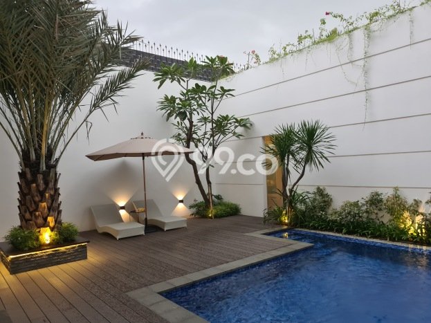 Dijual Rumah Mewah Elegan Dengan View Eksklusif di Pondok Indah, Jakarta Selatan Dijual Rumah Mewah Elegan Dengan View Eksklusif di Pondok Indah, Jakarta Selatan