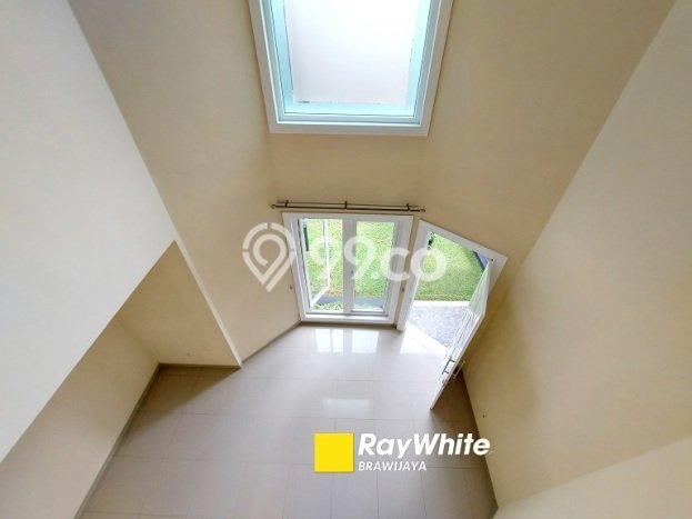 SPECIAL OFFER! Tersedia KPR Rumah Minimalis lokasi Lebak Bulus, Jakarta Selatan, LT 250m² Bangunan 300m² SPECIAL OFFER! Tersedia KPR Rumah Minimalis lokasi Lebak Bulus, Jakarta Selatan, LT 250m² Bangunan 300m²