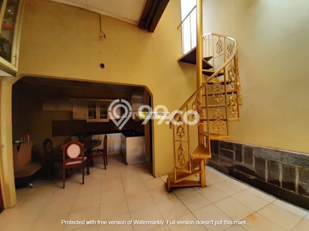 Hunian Cantik Modern Lb 200m2 di Ciputat Timur, Tangerang Selatan Hunian Cantik Modern Lb 200m2 di Ciputat Timur, Tangerang Selatan