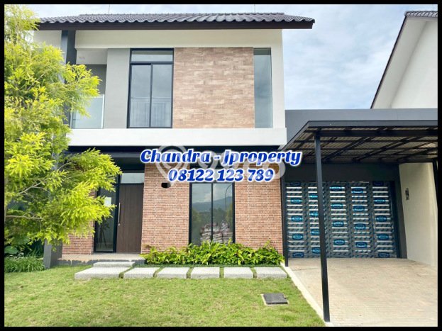 Rumah Mewah LB 131m2 Siap Pakai Desain Elegan di Kota Baru Parahyangan, Bandung Rumah Mewah LB 131m2 Siap Pakai Desain Elegan di Kota Baru Parahyangan, Bandung