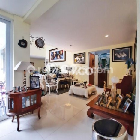 Rumah Elit Modern Siap Huni di Bintaro Jakarta Selatan Rumah Elit Modern Siap Huni di Bintaro Jakarta Selatan