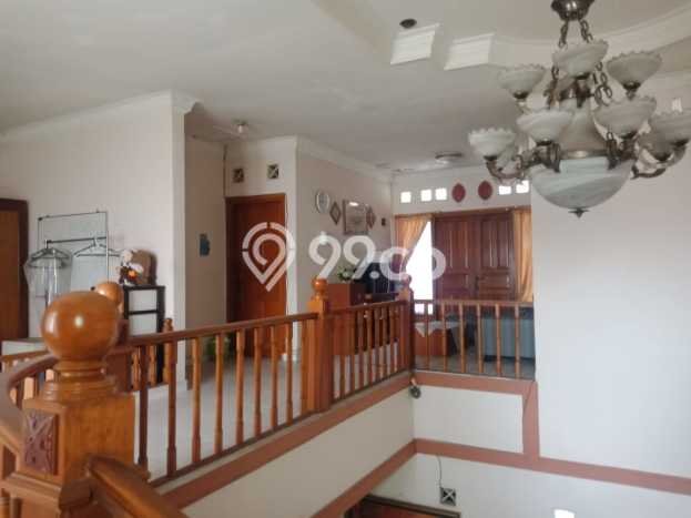 Jual Rumah Bagus Siap Huni LB 200m2 di Kiaracondong, Bandung Jual Rumah Bagus Siap Huni LB 200m2 di Kiaracondong, Bandung