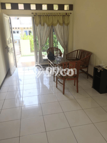 Rumah sewa siap pakai 3 Kamar Tidur di Kalibanteng, Semarang Rumah sewa siap pakai 3 Kamar Tidur di Kalibanteng, Semarang
