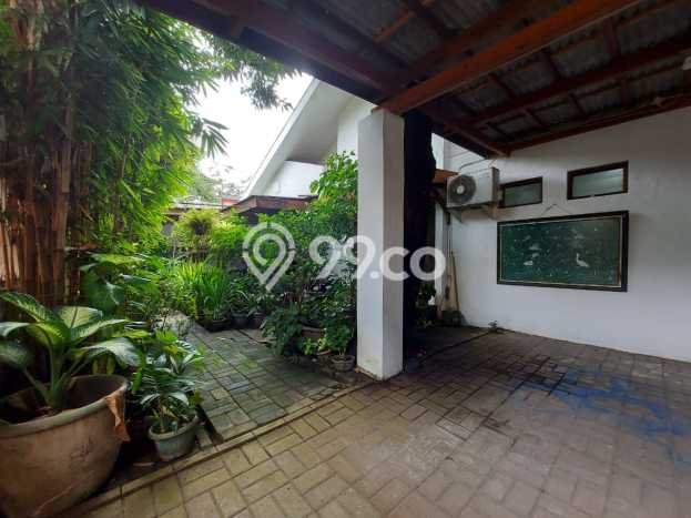 Rumah di Kebayoran Lama, Jakarta Selatan, Luas 288m² LB 240m² Rumah di Kebayoran Lama, Jakarta Selatan, Luas 288m² LB 240m²