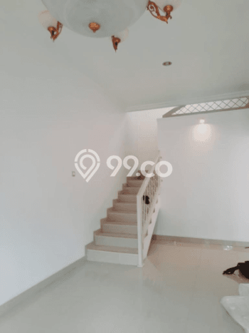 For Sale Rumah 4 Kamar Lokasi Strategis Nyaman dan Strategis di Cinere For Sale Rumah 4 Kamar Lokasi Strategis Nyaman dan Strategis di Cinere