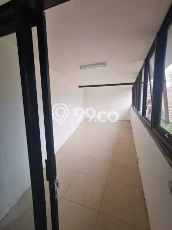 Dijual Rumah Luas Elegan Dengan View Eksklusif di Setra Duta, Bandung Dijual Rumah Luas Elegan Dengan View Eksklusif di Setra Duta, Bandung