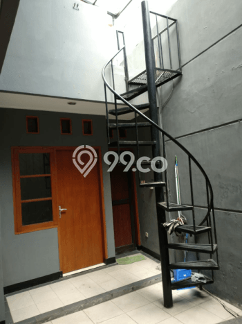 For Sale Rumah 4 Kamar Lokasi Ideal Bagus dan Strategis di Antapani For Sale Rumah 4 Kamar Lokasi Ideal Bagus dan Strategis di Antapani