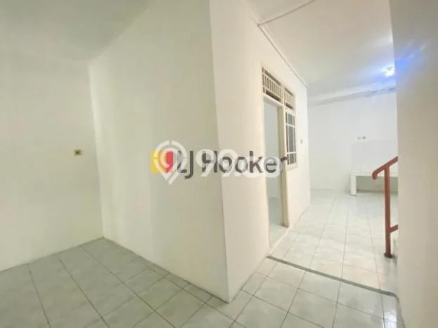 Rumah sewa siap pakai 4 KT di Tomang, Jakarta Barat Rumah sewa siap pakai 4 KT di Tomang, Jakarta Barat