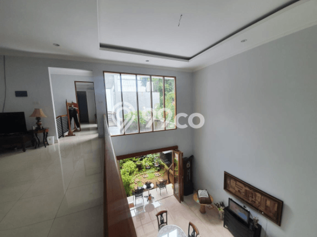 Hunian Mewah LB 292m2 Siap Pakai Desain Elegan di Pangkalan Jati, Depok Hunian Mewah LB 292m2 Siap Pakai Desain Elegan di Pangkalan Jati, Depok