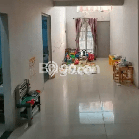 Rumah Strategis di Buduran, Dekat Kawasan Komersial, Sidoarjo - 4 Kamar Tidur Rumah Strategis di Buduran, Dekat Kawasan Komersial, Sidoarjo - 4 Kamar Tidur