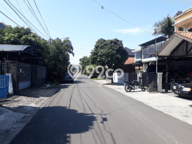 Rumah Mewah LB 400m2 Siap Pakai Desain Elegan di Bandung Kota, Bandung Rumah Mewah LB 400m2 Siap Pakai Desain Elegan di Bandung Kota, Bandung