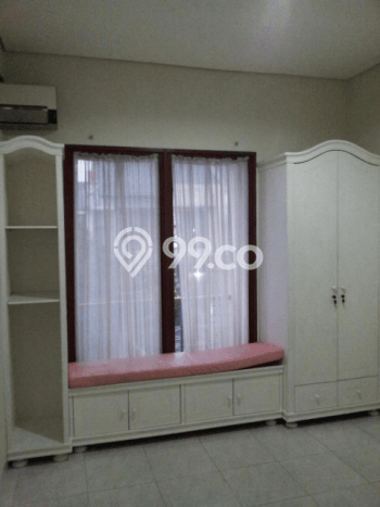 Rumah Modern 3 KT di Bintaro Jakarta Selatan Semi Furnished Rumah Modern 3 KT di Bintaro Jakarta Selatan Semi Furnished