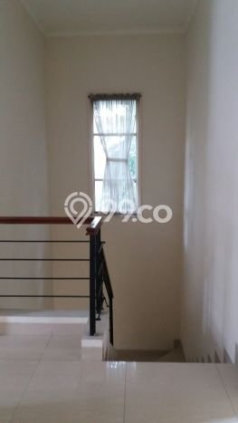 Disewakan Rumah Harga Terjangkau di Gading Serpong Pondok Hijau Golf Tangerang Punya 4 Kamar Tidur Disewakan Rumah Harga Terjangkau di Gading Serpong Pondok Hijau Golf Tangerang Punya 4 Kamar Tidur