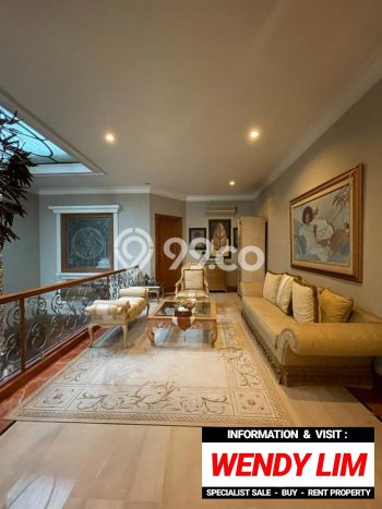 Ready to Use! Luxury House LT 1050m2 Desain Modern di Kuningan Ready to Use! Luxury House LT 1050m2 Desain Modern di Kuningan