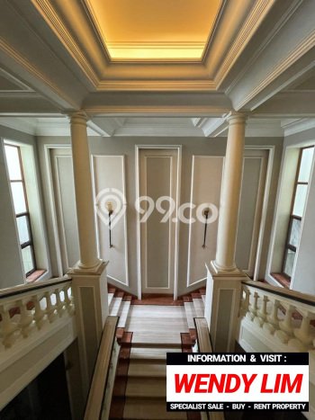 Ready to Use! Luxury House LT 1050m2 Desain Modern di Kuningan Ready to Use! Luxury House LT 1050m2 Desain Modern di Kuningan