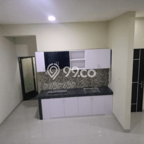 Rumah Strategis Modern Lb 140m2 di Laweyan, Solo Rumah Strategis Modern Lb 140m2 di Laweyan, Solo