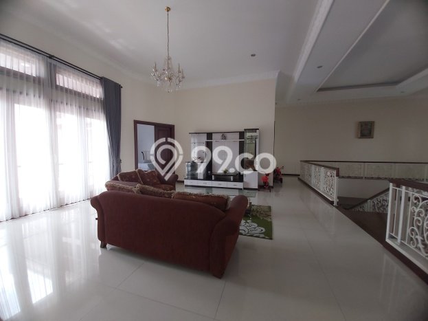 Jual Rumah Mewah Elegan Dengan View Cantik di Araya, Malang Jual Rumah Mewah Elegan Dengan View Cantik di Araya, Malang