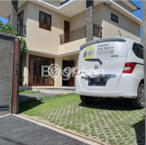 Rumah kawasan Jimbaran, Siap Huni, 2 KM, Akses Jimbaran, Badung, Badung, LT 300m² LB 220m² Rumah kawasan Jimbaran, Siap Huni, 2 KM, Akses Jimbaran, Badung, Badung, LT 300m² LB 220m²