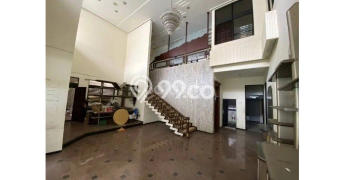 Dijual Hunian Mewah dengan Fasilitas Sekitar Komplit di Sawahan, Surabaya Dijual Hunian Mewah dengan Fasilitas Sekitar Komplit di Sawahan, Surabaya
