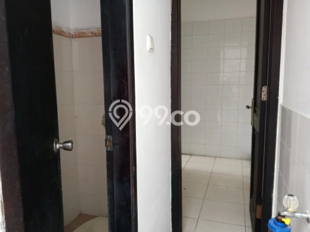 NEW LISTING! Rumah kawasan Puri Anjasmoro, Siap Huni, 5 KT, Akses Puri Anjasmoro, Semarang, Semarang, Luas 242m² LB 200m² NEW LISTING! Rumah kawasan Puri Anjasmoro, Siap Huni, 5 KT, Akses Puri Anjasmoro, Semarang, Semarang, Luas 242m² LB 200m²