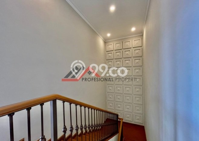 Hunian Mewah LB 1500m2 Siap Huni Desain Elegan di Ampera, Jakarta Selatan Hunian Mewah LB 1500m2 Siap Huni Desain Elegan di Ampera, Jakarta Selatan