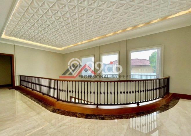 Hunian Mewah LB 1500m2 Siap Huni Desain Elegan di Ampera, Jakarta Selatan Hunian Mewah LB 1500m2 Siap Huni Desain Elegan di Ampera, Jakarta Selatan