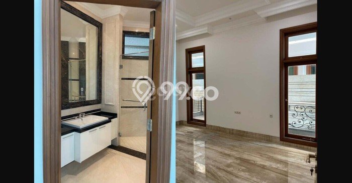 Hunian Elit LB 600m2 Siap Pakai Desain Elegan di Graha, Surabaya Hunian Elit LB 600m2 Siap Pakai Desain Elegan di Graha, Surabaya