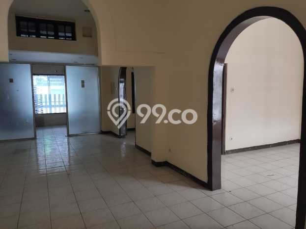 Jual Rumah Mewah Elegan Dengan View Cantik di Kramat, Jakarta Pusat Jual Rumah Mewah Elegan Dengan View Cantik di Kramat, Jakarta Pusat