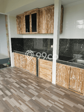 Rumah Kontrakan Badung LT 200m2 LB 70m2 Area Canggu Rumah Kontrakan Badung LT 200m2 LB 70m2 Area Canggu