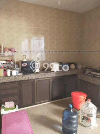 For Sale Rumah 4 Kamar Lokasi Ideal Nyaman dan Strategis di Bubutan For Sale Rumah 4 Kamar Lokasi Ideal Nyaman dan Strategis di Bubutan