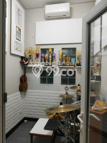 Dijual Rumah 4 Kamar Lokasi Ideal Nyaman dan Strategis di mojosongo Dijual Rumah 4 Kamar Lokasi Ideal Nyaman dan Strategis di mojosongo