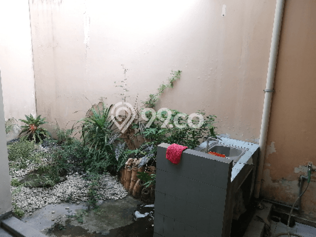 Best Deal Hunian Mewah Ideal dan Luas di Wonocolo, Surabaya Best Deal Hunian Mewah Ideal dan Luas di Wonocolo, Surabaya
