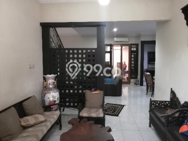 Best Deal Hunian Mewah Ideal dan Luas di Wonocolo, Surabaya Best Deal Hunian Mewah Ideal dan Luas di Wonocolo, Surabaya