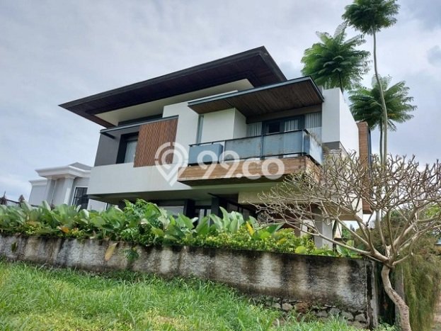 Dijual Rumah Luas Megah Dengan View Cantik di Pondok Labu, Jakarta Selatan Dijual Rumah Luas Megah Dengan View Cantik di Pondok Labu, Jakarta Selatan