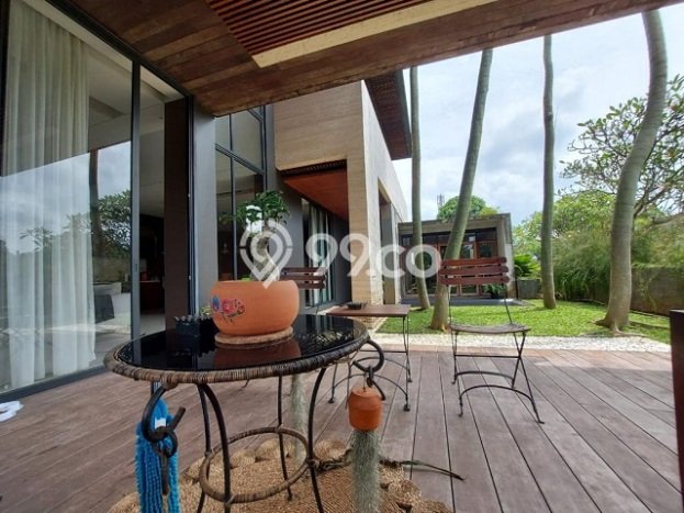 Dijual Rumah Luas Megah Dengan View Cantik di Pondok Labu, Jakarta Selatan Dijual Rumah Luas Megah Dengan View Cantik di Pondok Labu, Jakarta Selatan