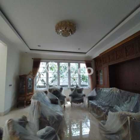 Rumah Elit Modern Tanpa Renovasi di Kayu Putih Jakarta Timur Rumah Elit Modern Tanpa Renovasi di Kayu Putih Jakarta Timur