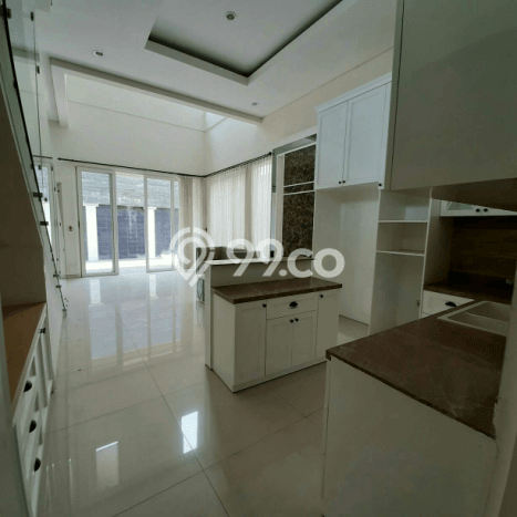 Dijual Hunian Mewah dengan Fasilitas Sekitar Lengkap di Wiyung, Surabaya Dijual Hunian Mewah dengan Fasilitas Sekitar Lengkap di Wiyung, Surabaya