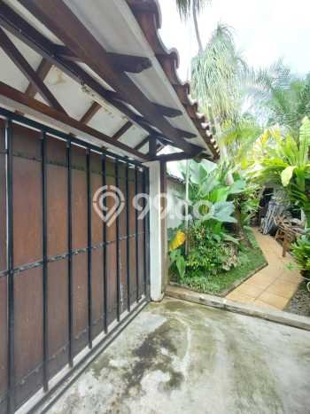 Jual Rumah Mewah Megah Dengan View Eksklusif di Kemang, Jakarta Selatan Jual Rumah Mewah Megah Dengan View Eksklusif di Kemang, Jakarta Selatan